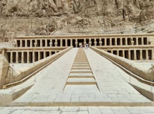 Louxor Le temple de Hatchepsout